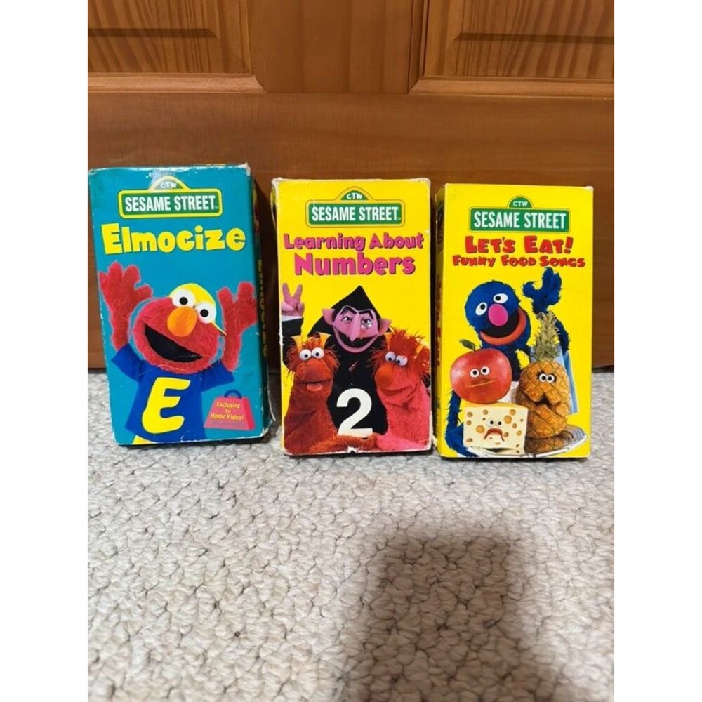 (3) vintage Sesame Street learning VHS